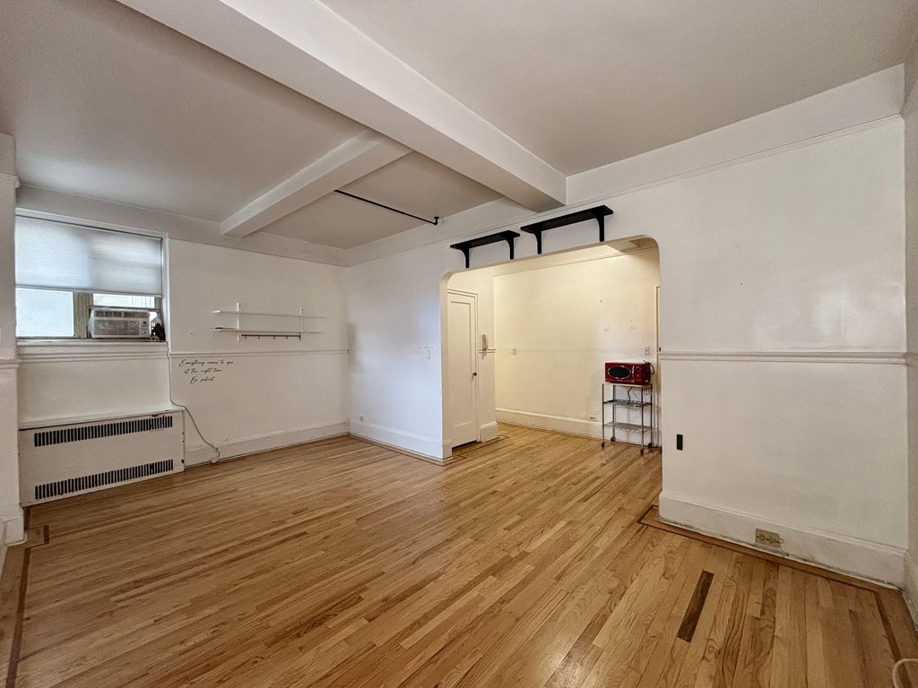 720 Fort Washington Avenue, Unit A photo 2