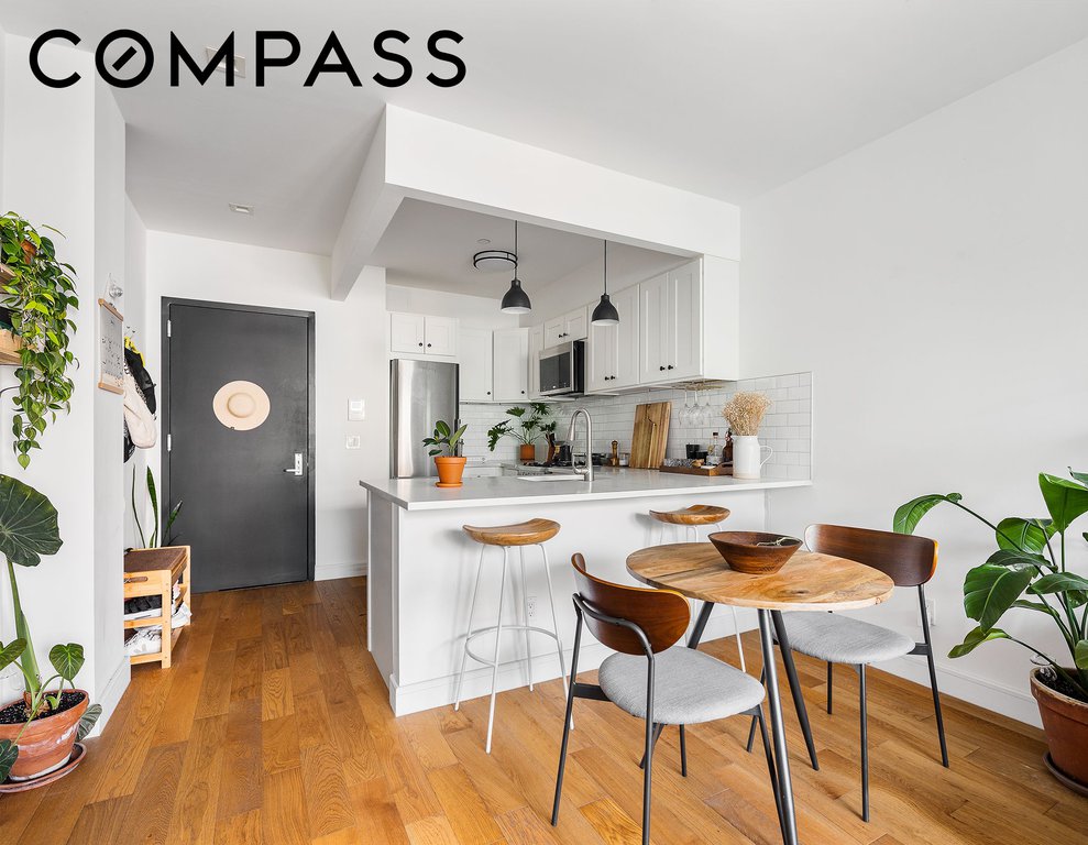 1229 Putnam Avenue, Unit 3B