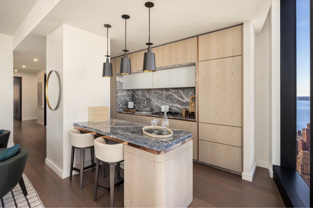 125 Greenwich Street, Unit 53C photo 3