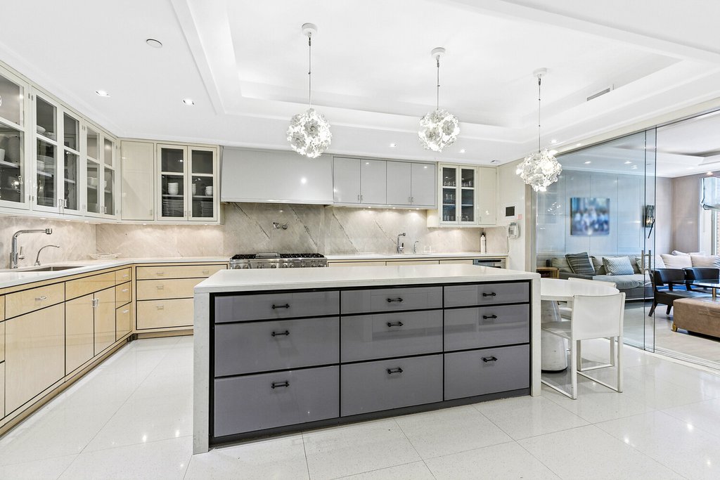 535 West End Avenue, Unit 10 photo 4