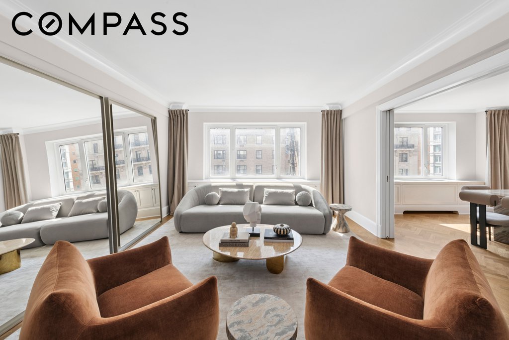 530 Park Avenue, Unit 12A photo 3