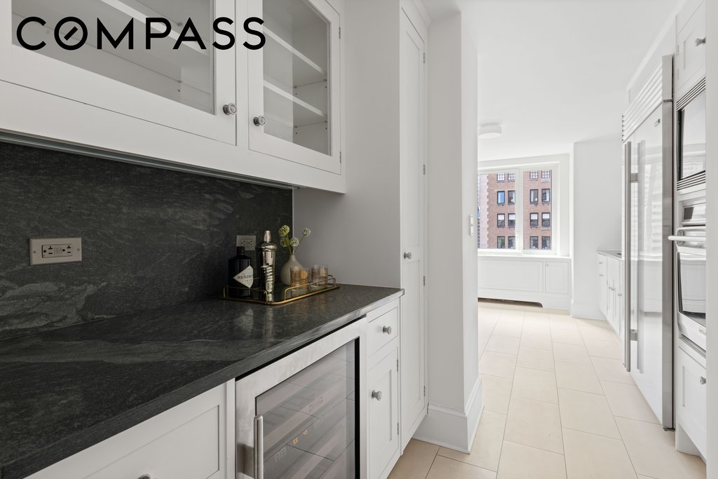 530 Park Avenue, Unit 12A photo 11
