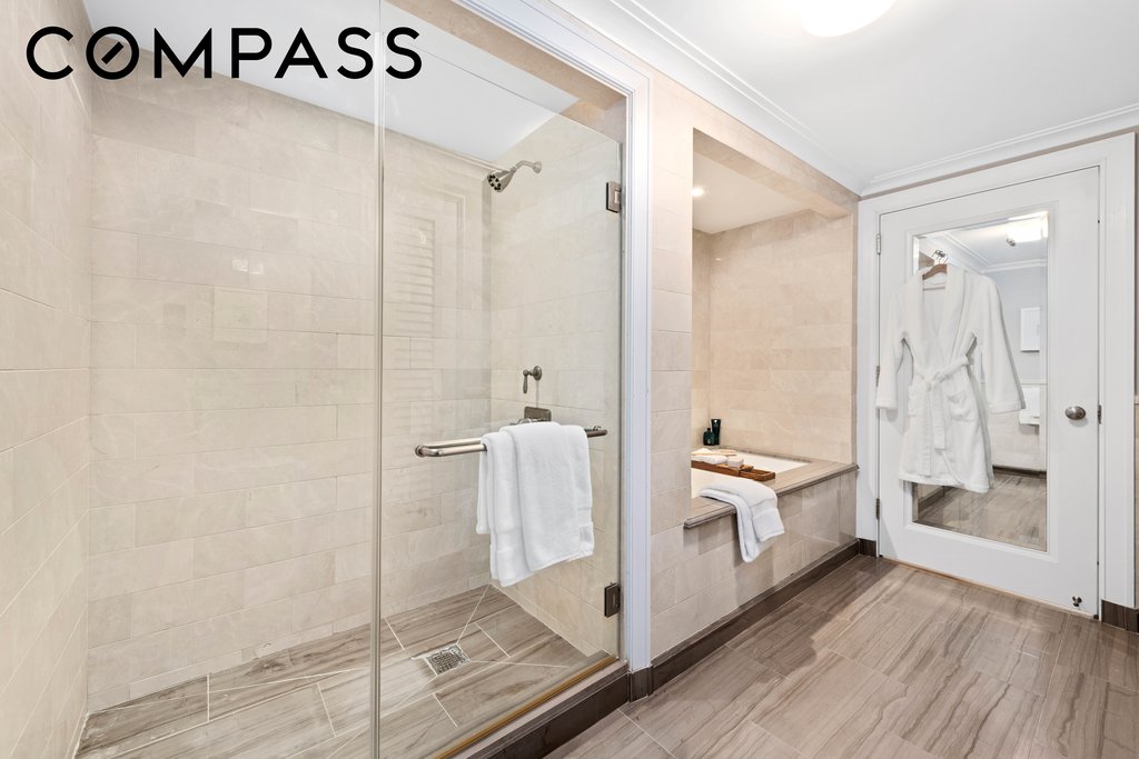 530 Park Avenue, Unit 12A photo 18