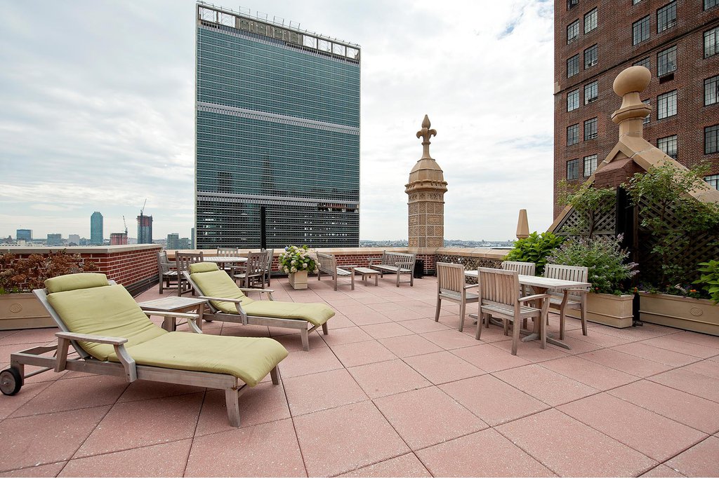 333 East 43rd Street, Unit 504 photo 7