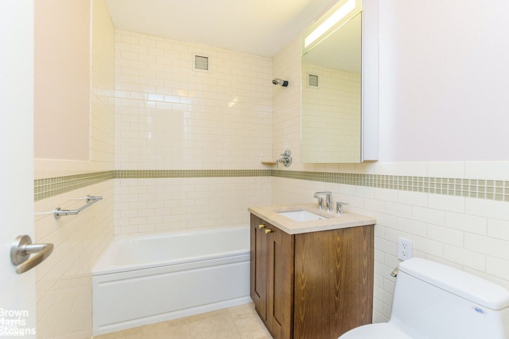 640 West 237th Street, Unit 8B photo 14