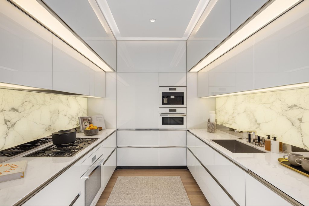 53 West 53rd Street, Unit 21A photo 14