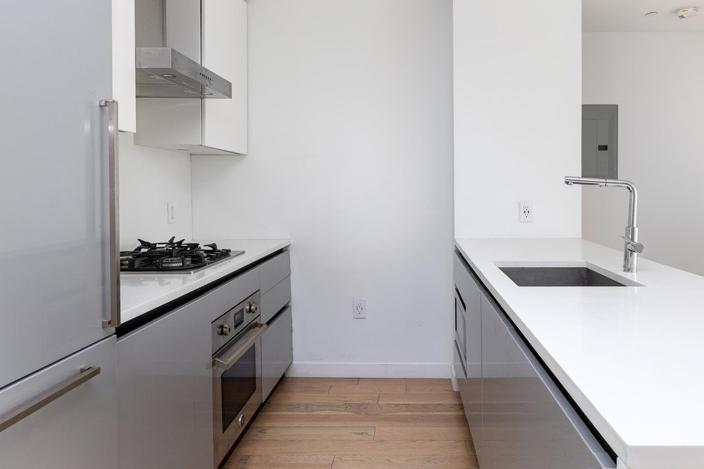 540 West 49th Street, Unit 506N photo 11
