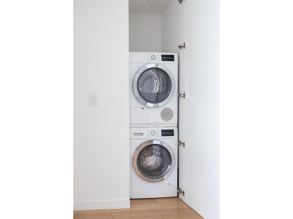 540 West 49th Street, Unit 506N photo 20
