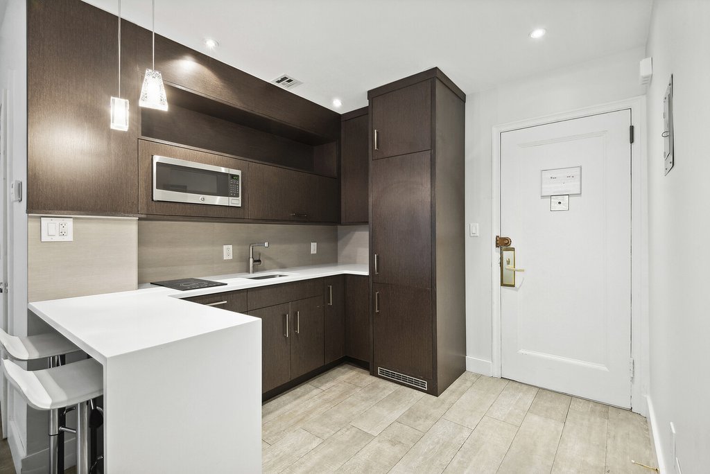 111 East 56th Street, Unit 1102/03 photo 2