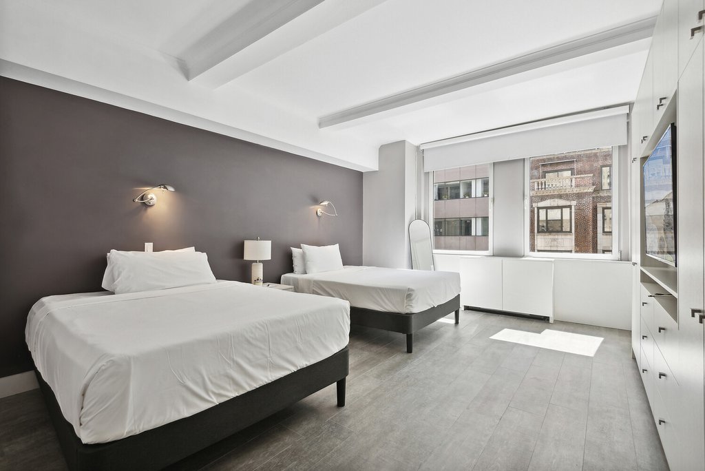 111 East 56th Street, Unit 1102/03 photo 3
