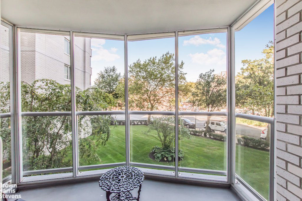 3333 Henry Hudson Parkway, Unit 2R photo 9