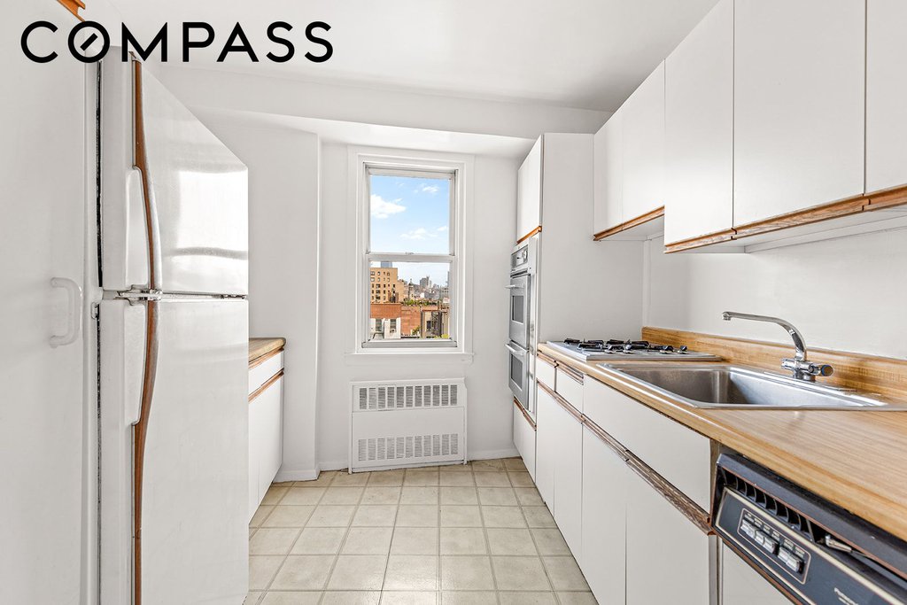 2 Charlton Street, Unit 9E photo 7