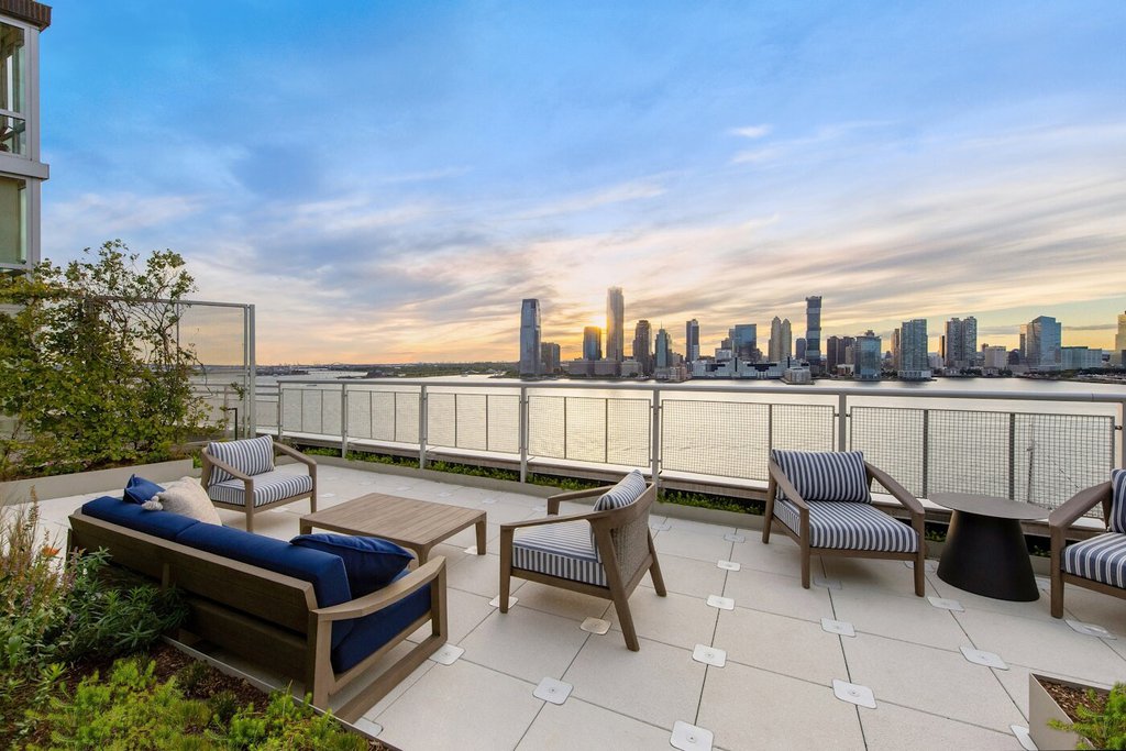 20 River Terrace, Unit 17M photo 18