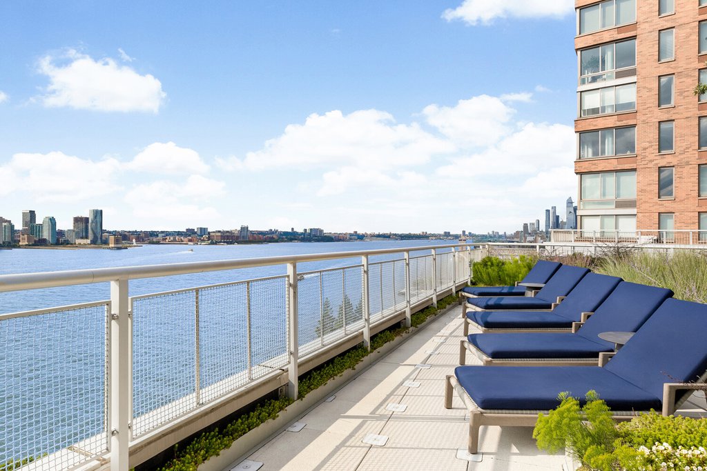 20 River Terrace, Unit 17M photo 19