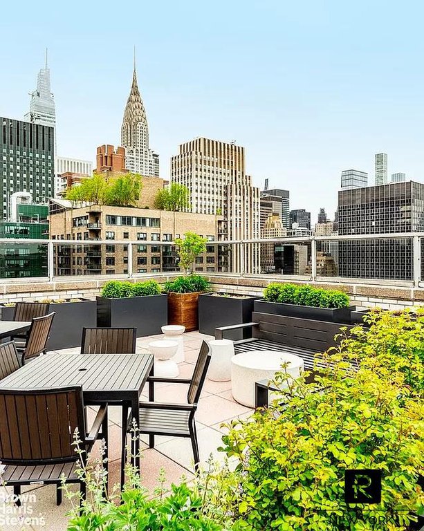300 East 40th Street, Unit 19L photo 7