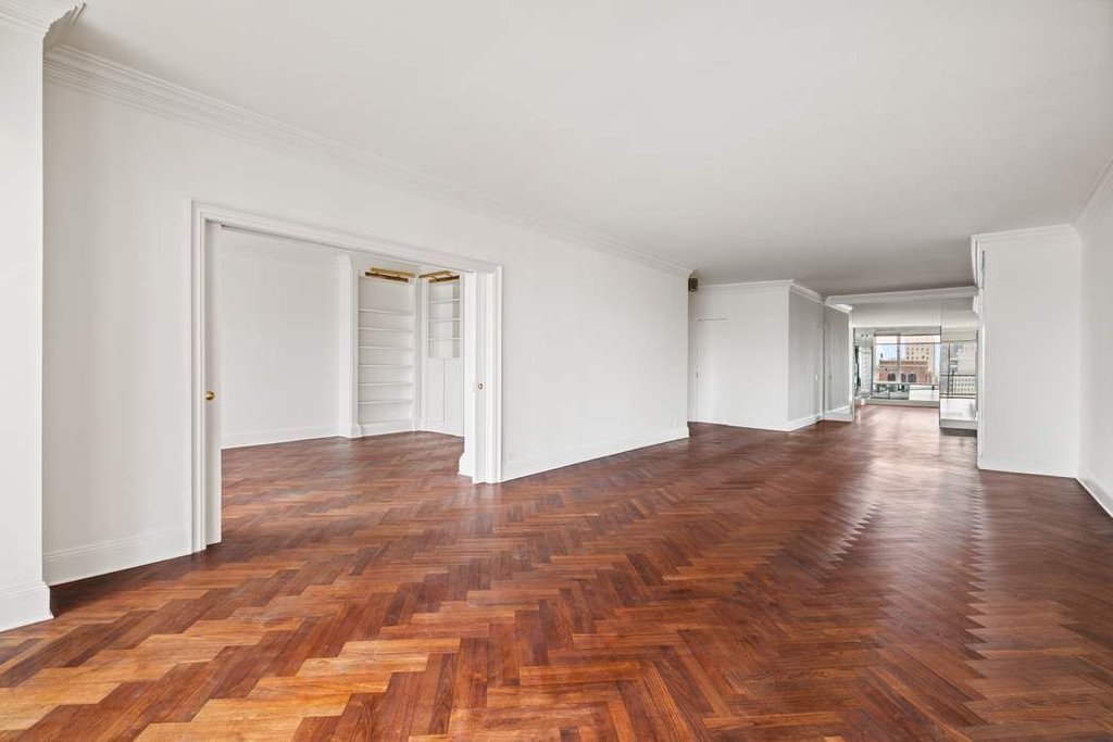 425 East 58th Street, Unit 21E photo 4