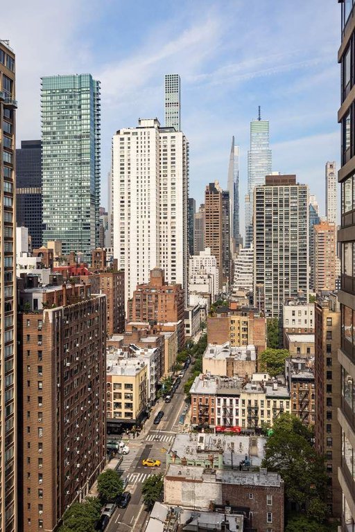425 East 58th Street, Unit 20E photo 11