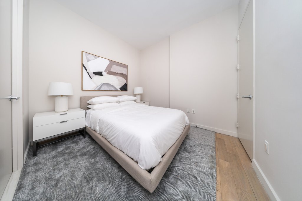 75 Wall Street, Unit 32R photo 7