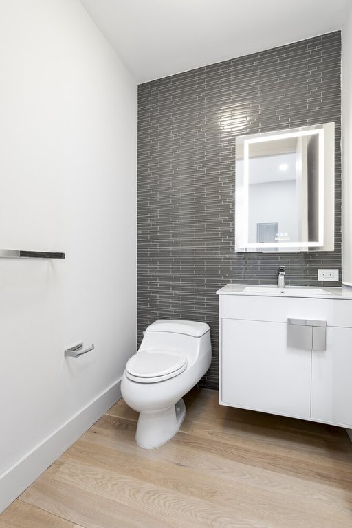 75 Wall Street, Unit 32R photo 11