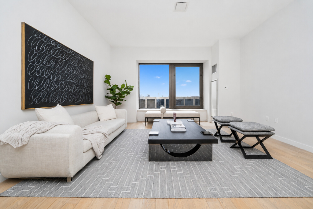 75 Wall Street, Unit 32R photo 2