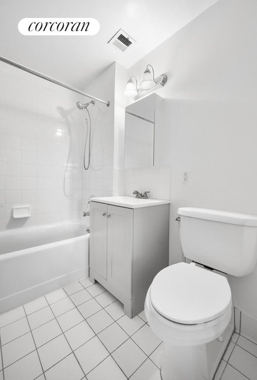 130 Bradhurst Avenue, Unit 608 photo 6