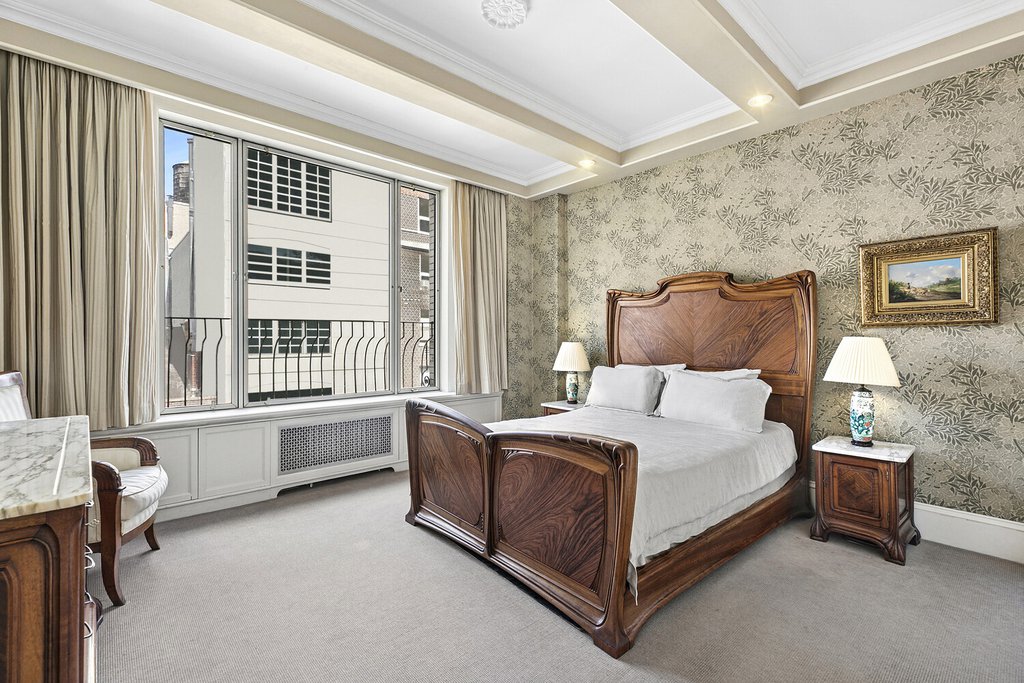 122 East 82nd Street, Unit 8AD photo 3