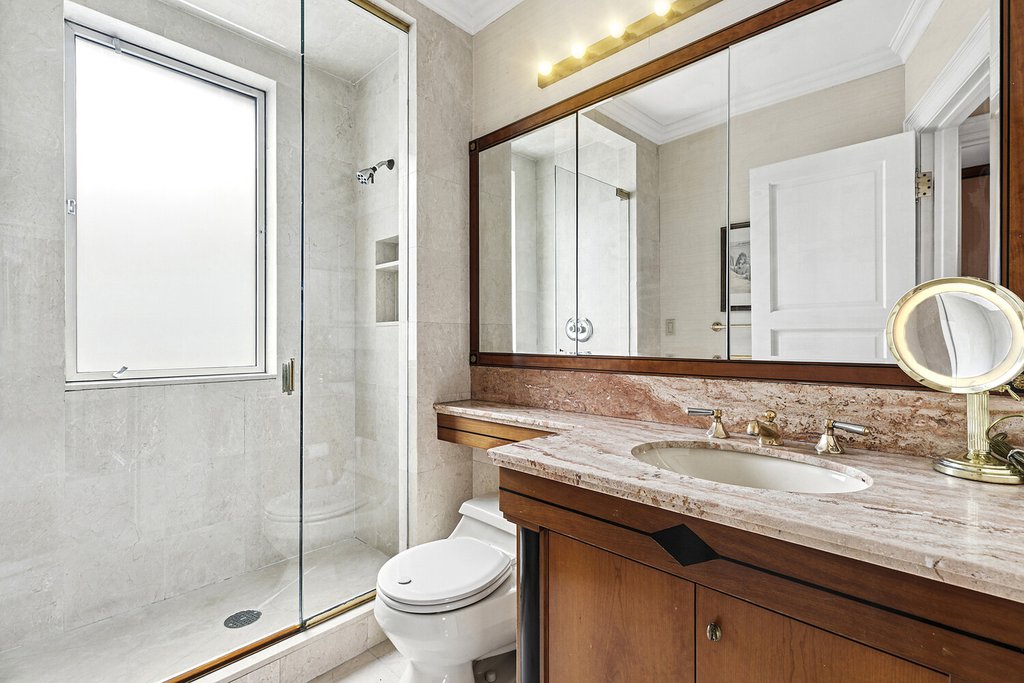122 East 82nd Street, Unit 8AD photo 5