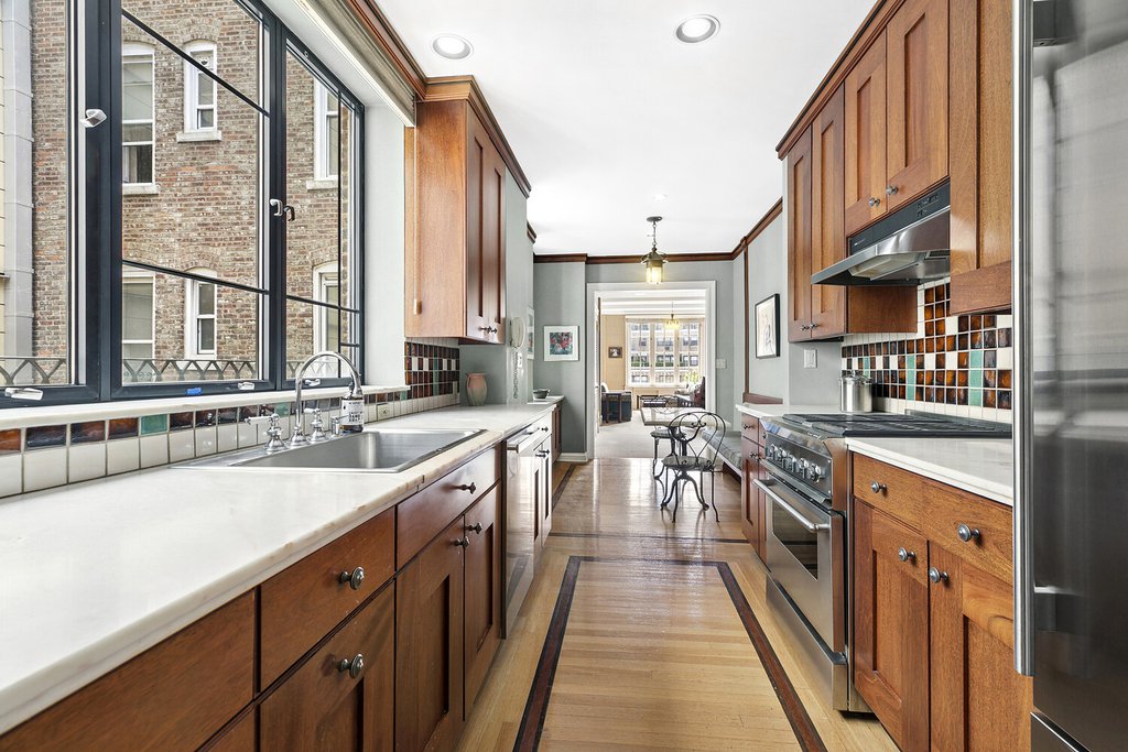 122 East 82nd Street, Unit 8AD