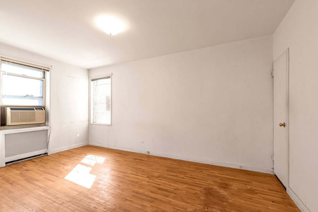 68-61 Yellowstone Boulevard, Unit 519 photo 14