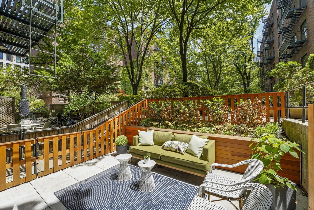 376 West Street, Unit GB photo 4
