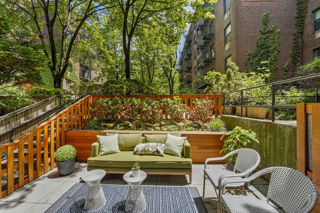 376 West Street, Unit GB photo 14