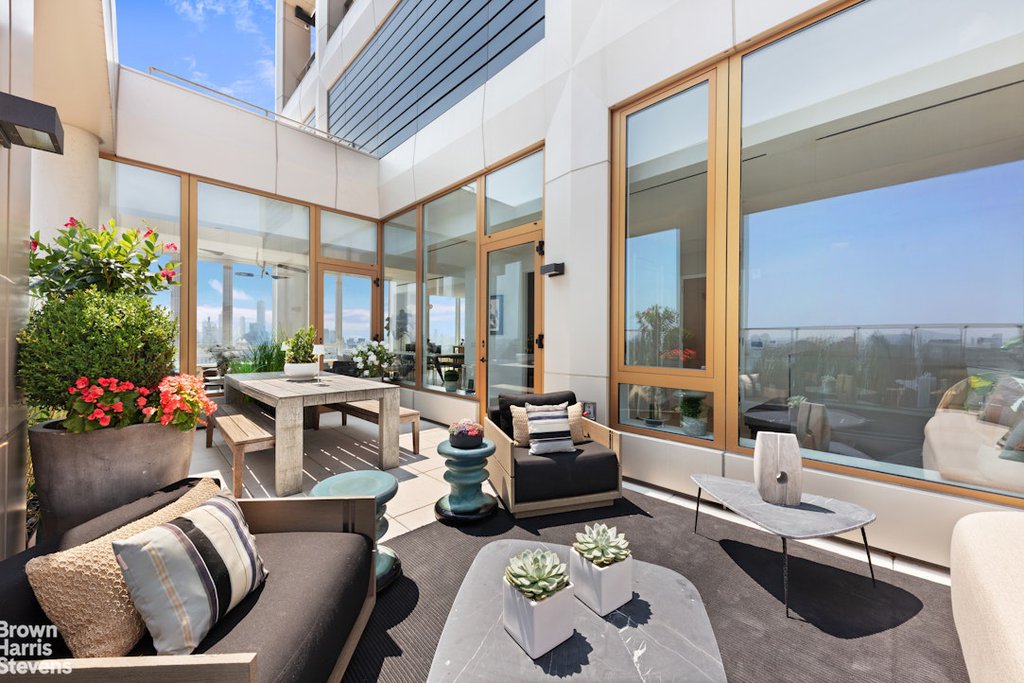 368 Third Avenue, Unit PH34A photo 8
