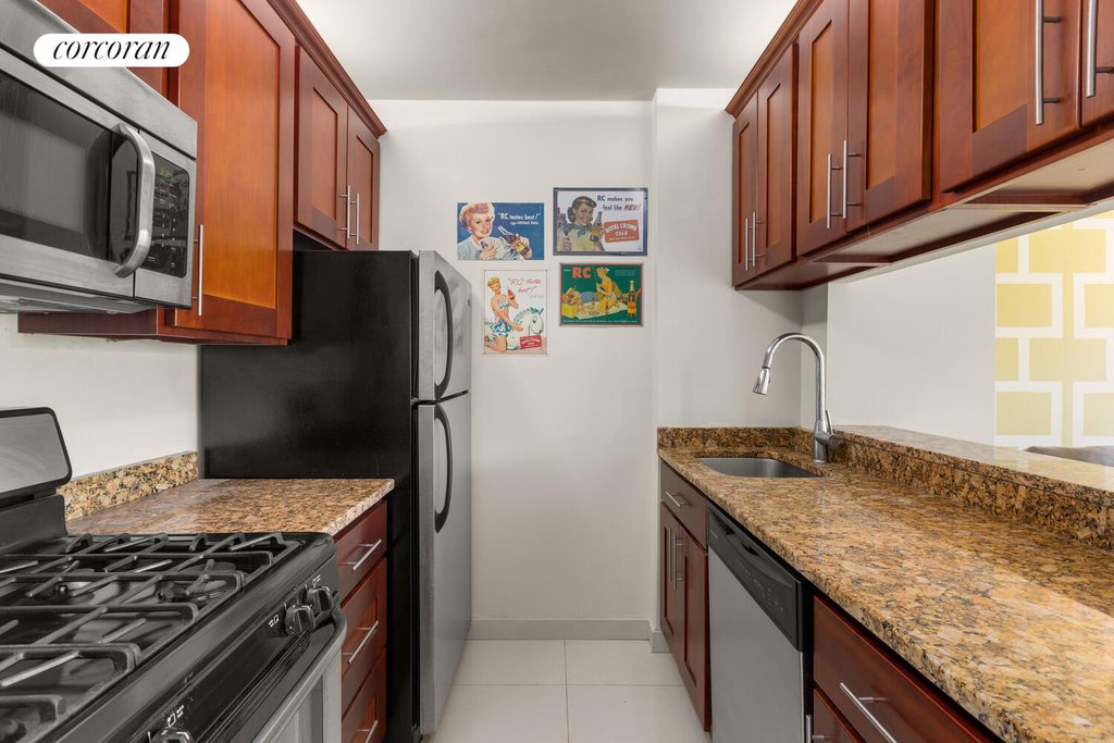 630 First Avenue, Unit 10H photo 2