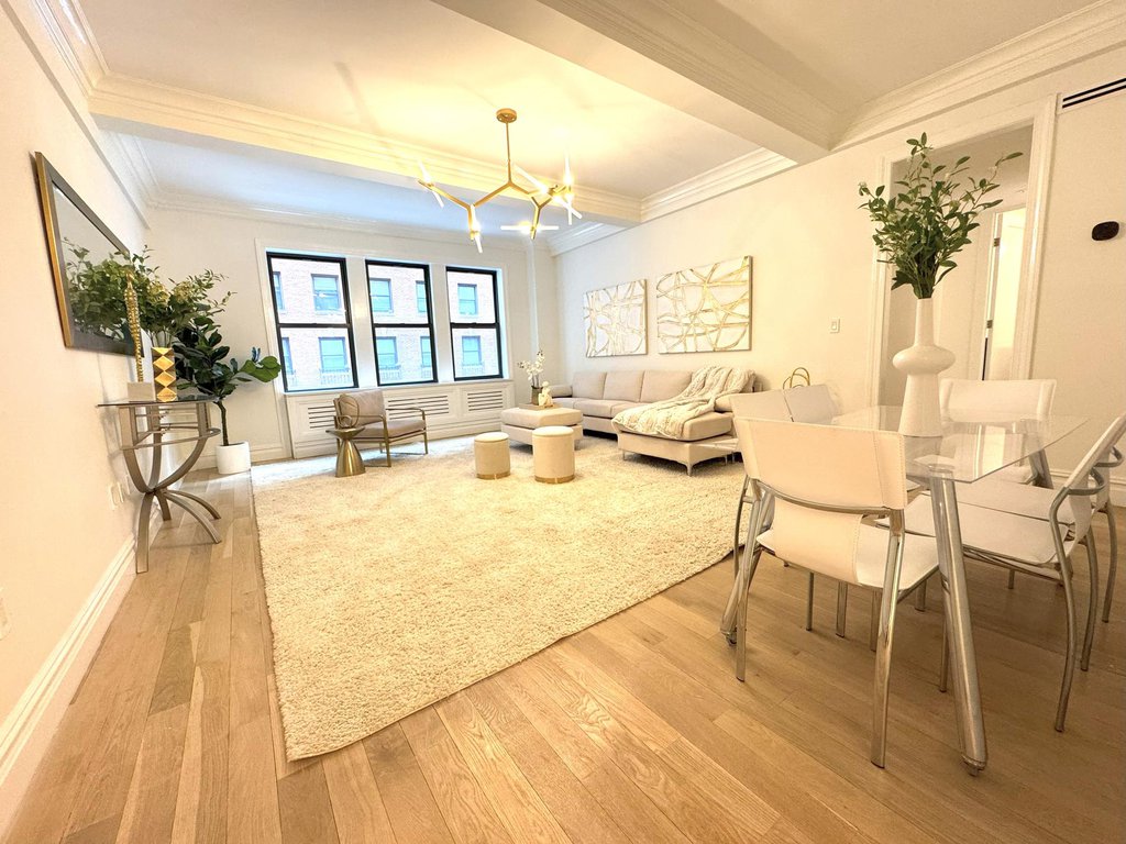 140 West 58th Street, Unit 3A