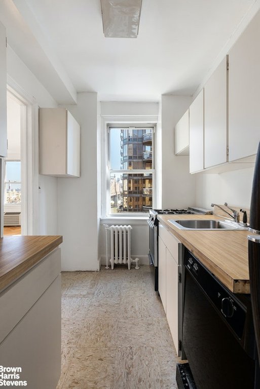 400 East 59th Street, Unit 14F photo 8