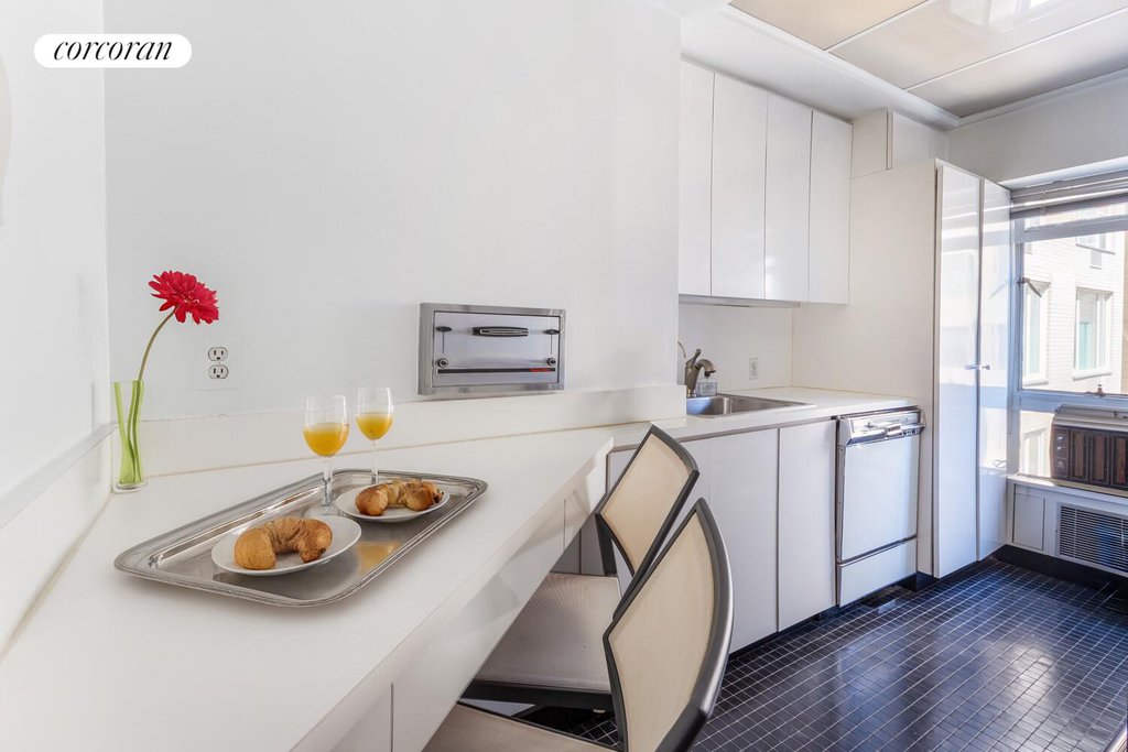 1050 Fifth Avenue, Unit 11/12A photo 4