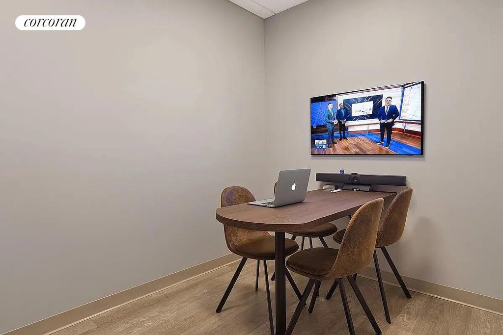 25 Central Park West, Unit 9T photo 11