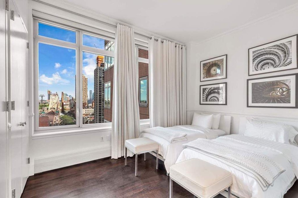 205 East 59th Street, Unit 17C photo 8