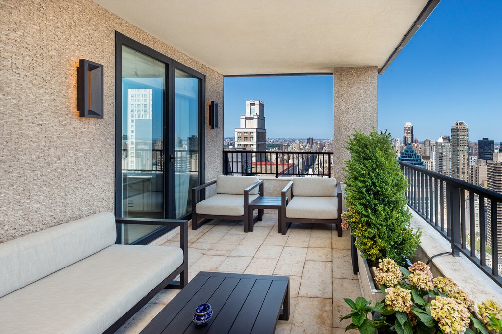 117 East 57th Street, Unit 49D/51D photo 3