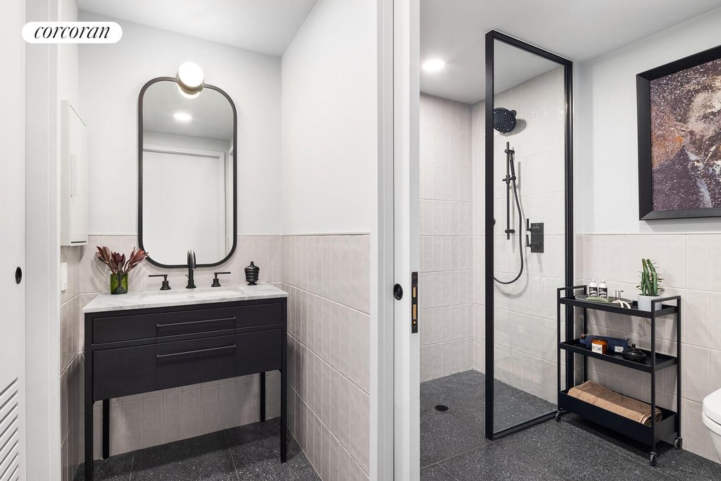 547 West 47th Street, Unit 203 photo 5