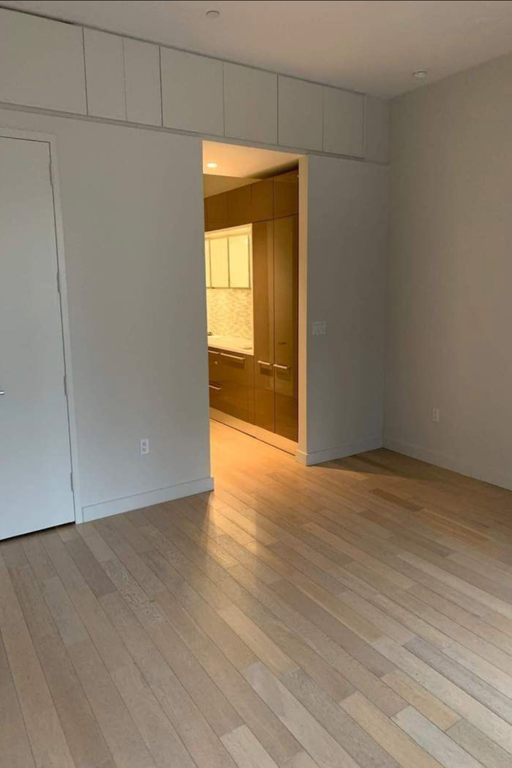 75 Wall Street, Unit 36J photo 2
