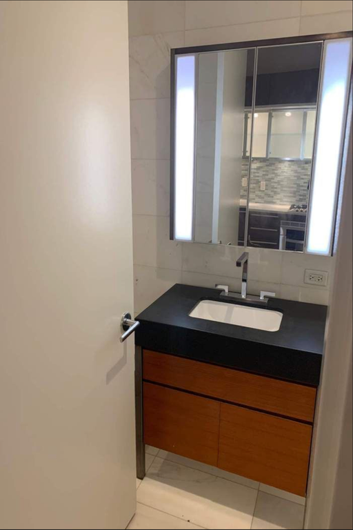 75 Wall Street, Unit 36J photo 4