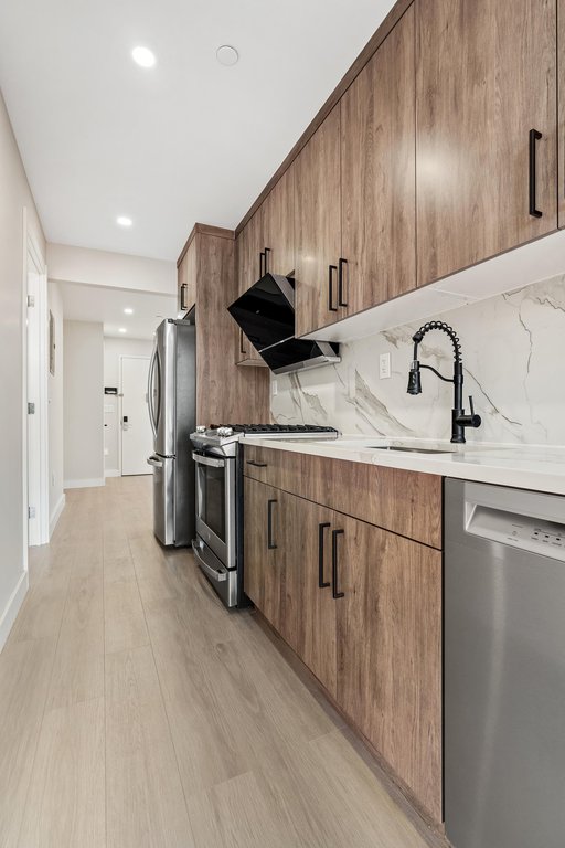 1546 Broadway, Unit 2A photo 4
