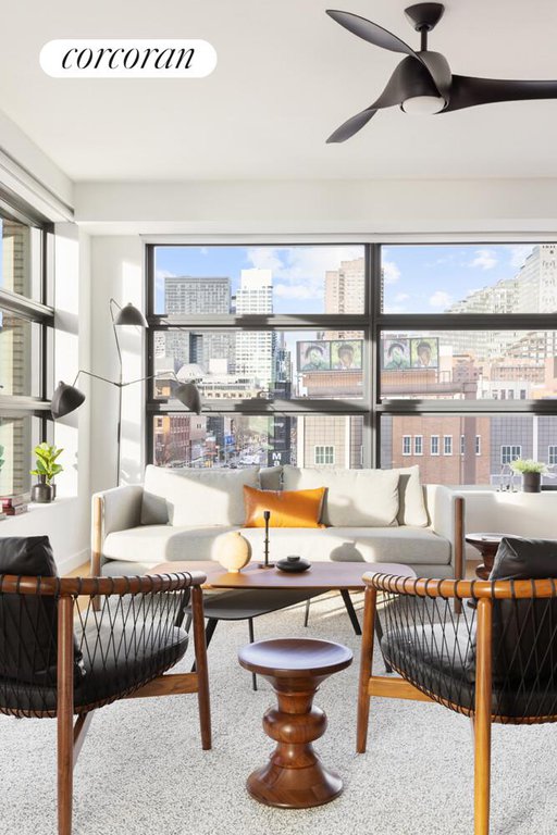547 West 47th Street, Unit 321 photo 3