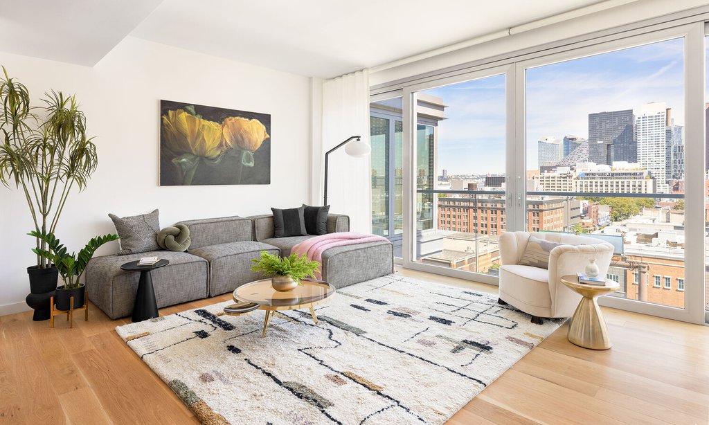 547 West 47th Street, Unit 1114 photo 5