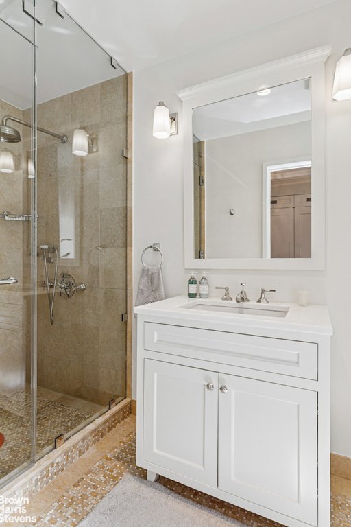 128 Central Park South, Unit 2A photo 10
