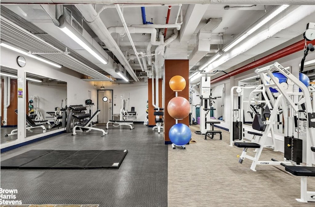 15 West 81st Street, Unit 8F photo 19