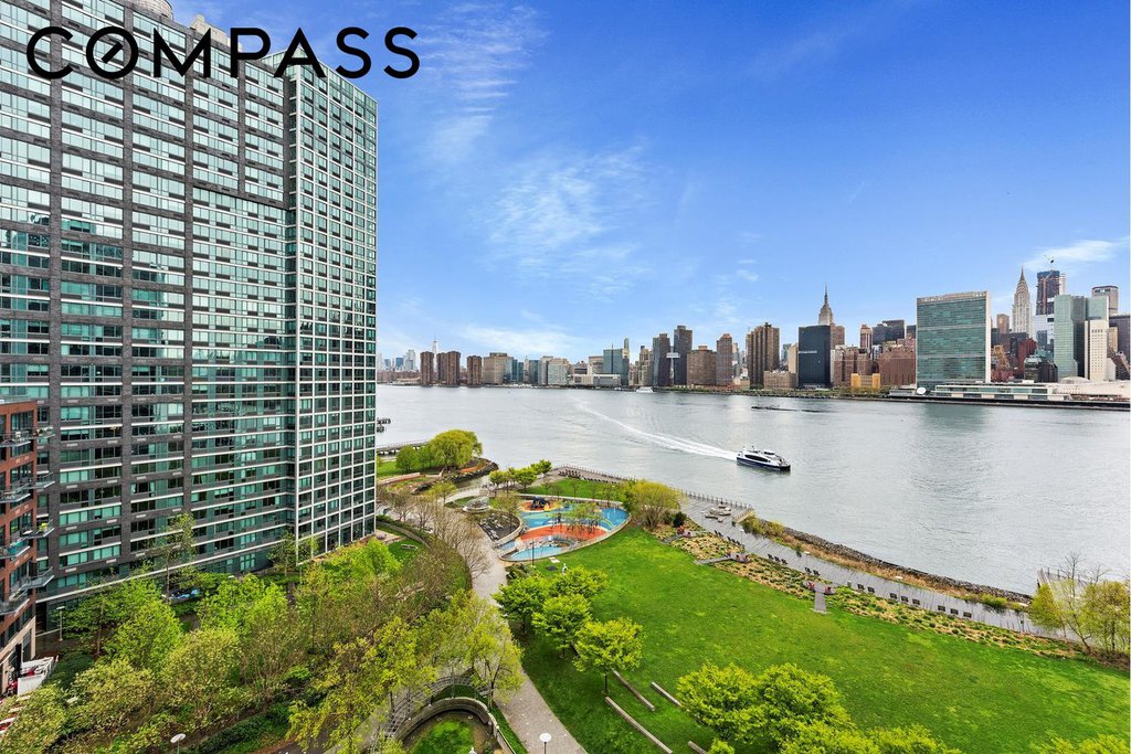 46-30 Center Boulevard, Unit 1106