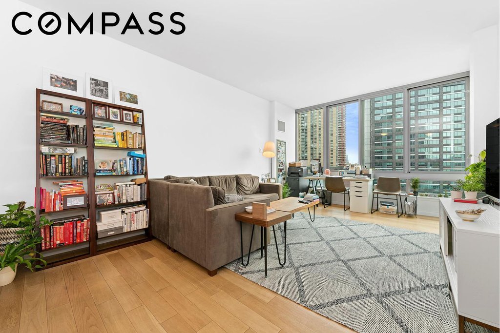 46-30 Center Boulevard, Unit 1106 photo 2