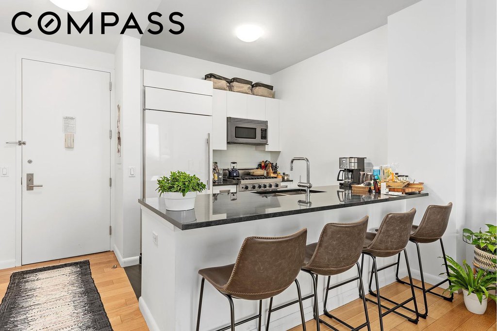 46-30 Center Boulevard, Unit 1106 photo 5